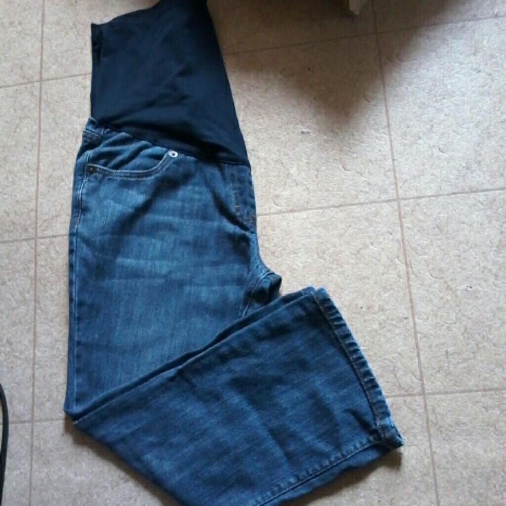 Maternity  capris